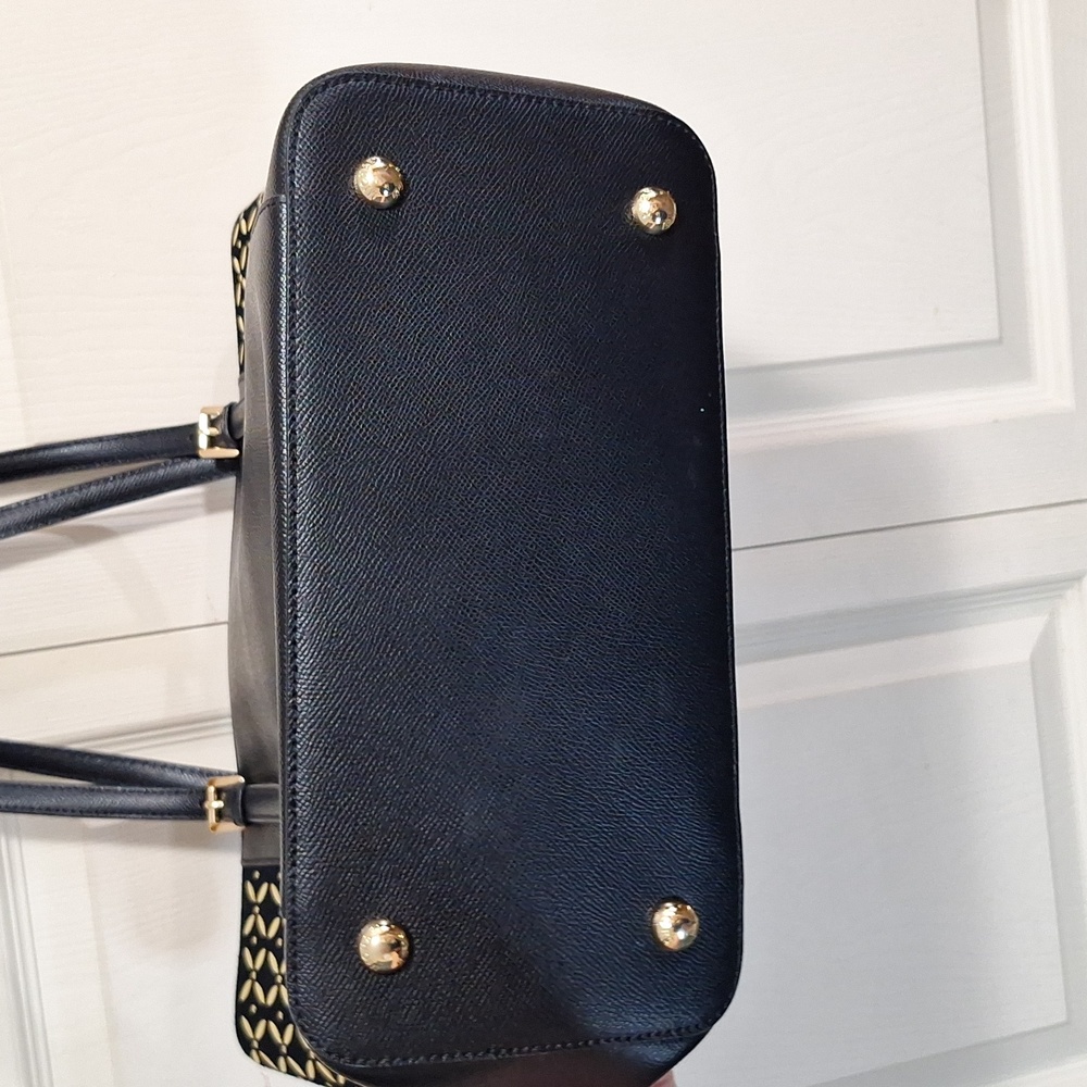 Michael Kors large suede jet set travel tote - black/gold laser cut - Picture 5 of 12